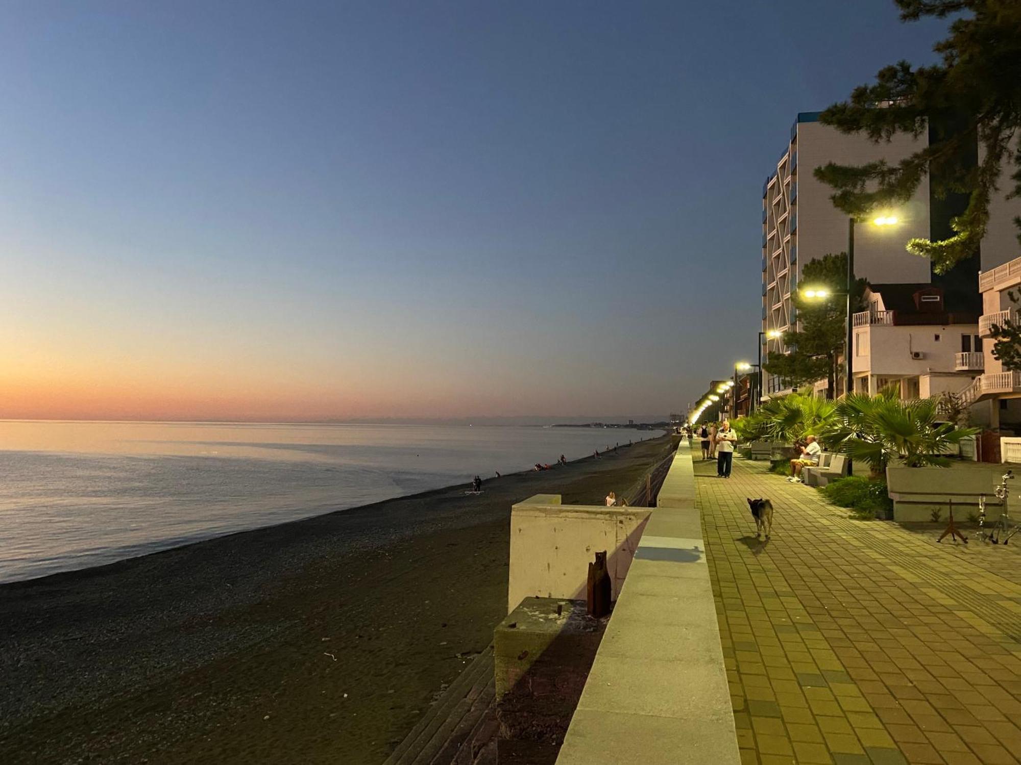 La Vie En Rose Hotel Kobuleti Eksteriør billede
