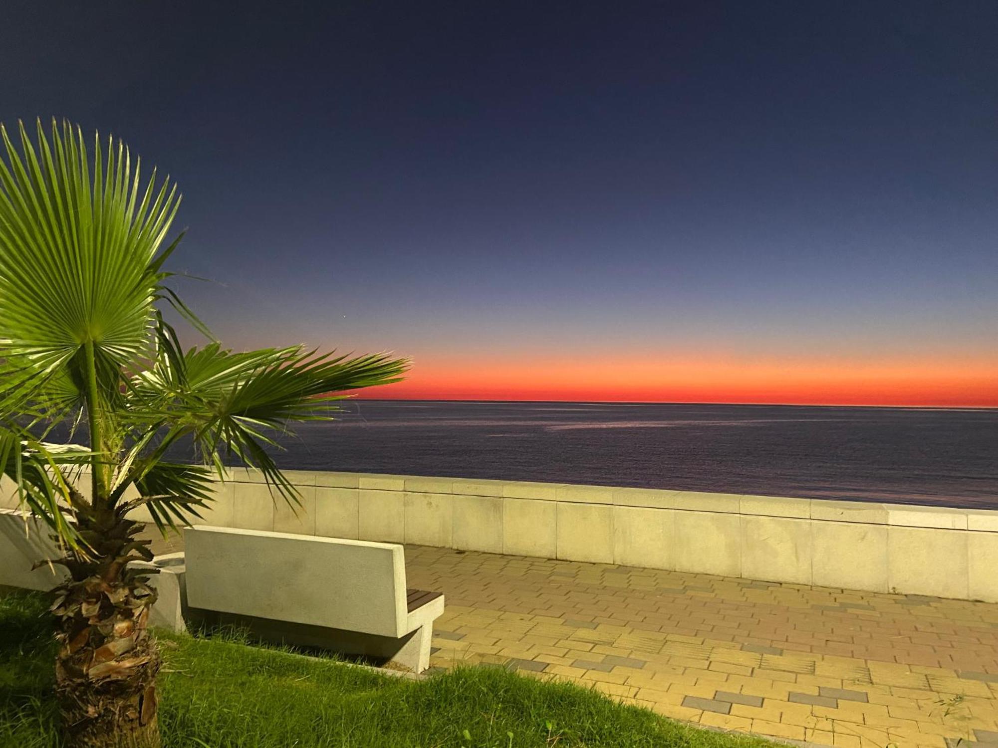 La Vie En Rose Hotel Kobuleti Eksteriør billede
